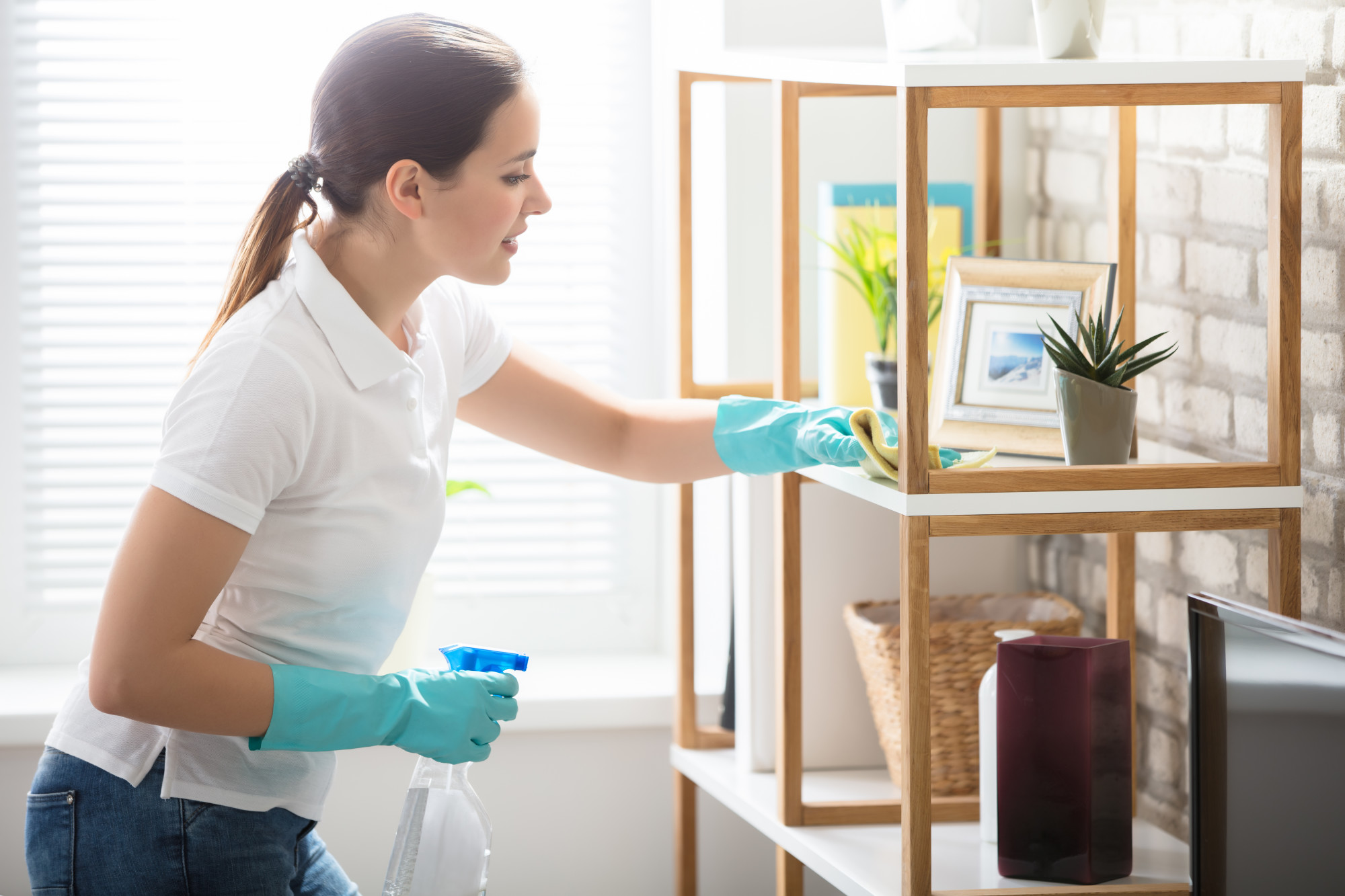Preparing a Home for Sale: Your Essential Cleaning Checklist
