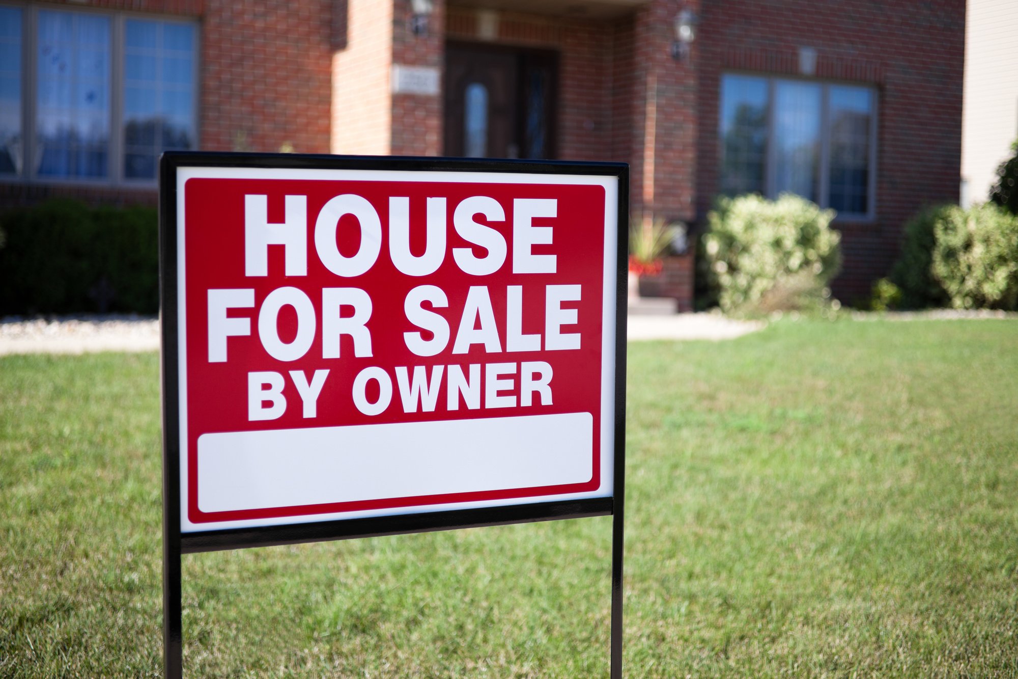 Common Mistakes to Avoid When Selling a House