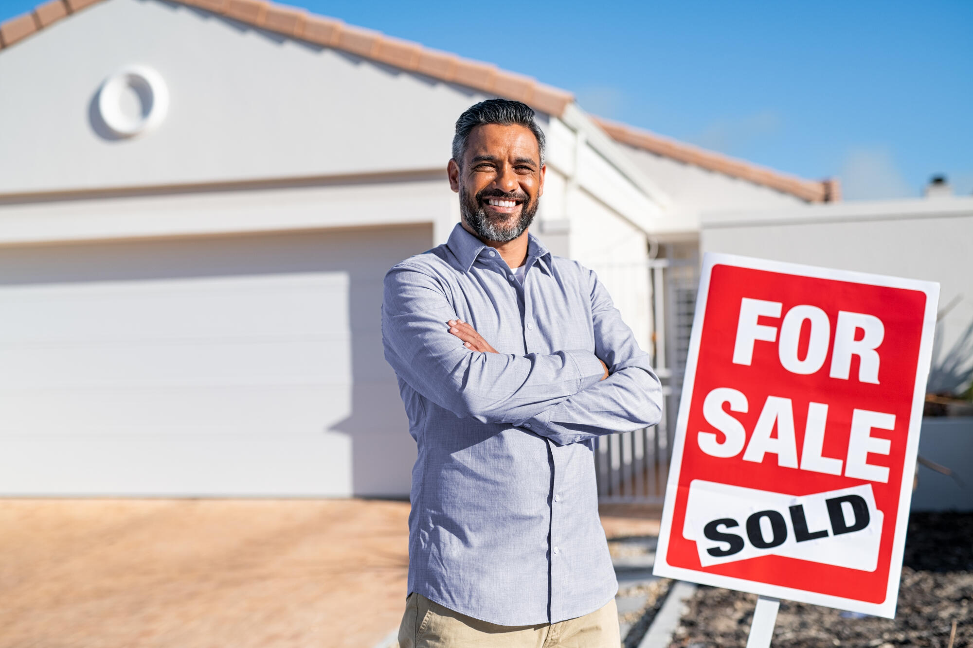How to Get Someone to Buy My House: Top Tactics Revealed